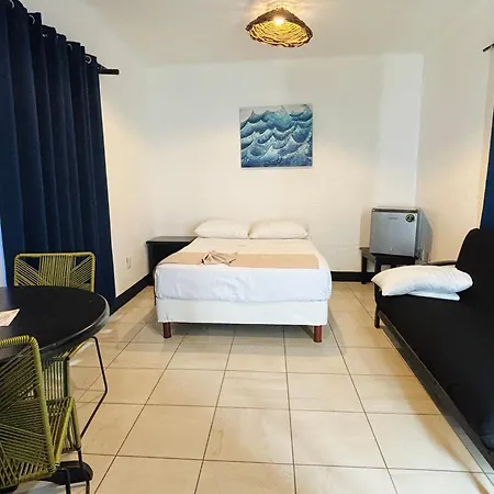 Hotel Villa Capricho-2